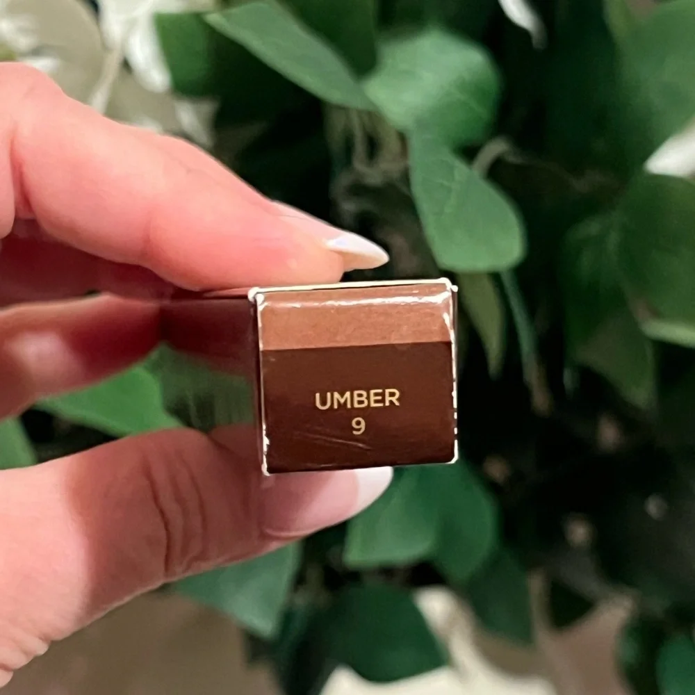 HOURGLASS • VANISH AIRBRUSH CONCEALER - UMBER 9